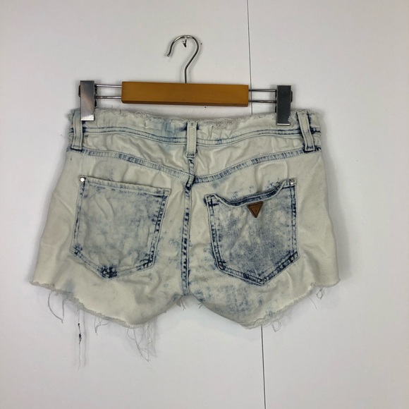 Vintage Guess Bleached Raw Hem Shorts Sz 26 - Picture 4 of 7
